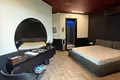 Haus 5 zimmer 238 m² in Tiflis, Georgien