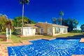 Дом 6 спален 690 м² Ricmar, Испания