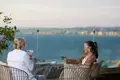 Apartamento vacacional Diamond con piscina en Vlora, Albania.