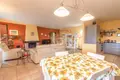 Mieszkanie 5 pokojów 142 m² Stresa, Włochy
