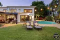 Дом 5 комнат 408 м² North Miami, США