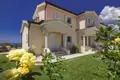 Casa 5 habitaciones 245 m² Umag, Croacia