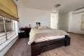 Barrio residencial Magnifique villa construite sur 4 niveaux avec piscine a vendre au coeur de raanana