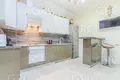 Appartement 3 chambres 100 m² Evenkiysky Rayon, Russie