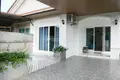 2 bedroom Villa 120 m² Si Sunthon, Thailand