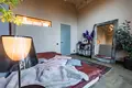 Mieszkanie 4 pokoi 180 m² Ryga, Łotwa