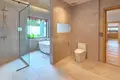 Вилла 2 спальни 190 м² Чалонг, Таиланд