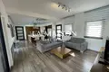 Дом 5 спален 300 м² в Строволосе, Кипр
