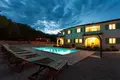 Hotel 255 m² in Omisalj, Croatia