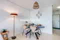 2 bedroom apartment 98 m² Estepona, Spain