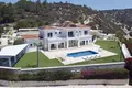 Mieszkanie 4 pokoi 555 m² Peyia, Cypr
