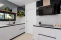Villa de tres dormitorios 238 m² Urbanizacion Dona Pepa, Španjolska