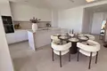 Wohnung 4 Schlafzimmer 470 m² Dos Hermanas, Spanien