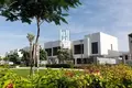 Villa de 3 habitaciones 2 105 m² Dubái, Emiratos Árabes Unidos