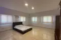 7 bedroom house  Kolossi Municipality, Cyprus