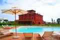 Hotel 560 m² Castagneto Carducci, Italien