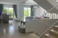 3 bedroom house 168 m² Dos Hermanas, Spain