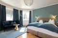 Elegant villa with beautiful parking gardes