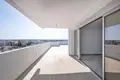Mieszkanie 3 pokoi 137 m² Nikozja, Cypr