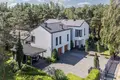 Casa 6 habitaciones 622 m² Wieliszew, Polonia