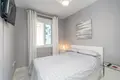 Mieszkanie 2 pokoi 75 m² Dos Hermanas, Hiszpania
