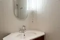 Commercial property 3 rooms 84 m² in Warsaw, Poland