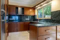 Mieszkanie 5 pokojów 285 m² Neo Chorio, Cypr