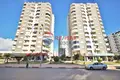 3 bedroom apartment 200 m² Akdeniz, Turkey