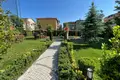 Complejo residencial Residence with a swimming pool, a parking and around-the-clock security close to the highway, Istanbul, Turkey