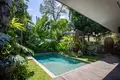 Kompleks mieszkalny Complex of furnished villas with swimming pool, 10 minutes away from Sanur Beach, Bali, Indonesia