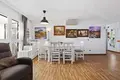 4 bedroom house 251 m² Dos Hermanas, Spain