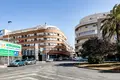 Mieszkanie 2 pokoi 75 m² Torrevieja, Hiszpania