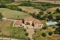 Propiedad comercial 982 m² en Poppi, Italia