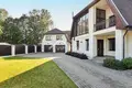 Dom 6 pokojów 305 m² Ryga, Łotwa