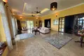 5-Schlafzimmer-Villa 600 m² Kien Svay District, Kambodscha
