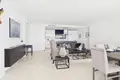 Mieszkanie 4 pokoi 164 m² Dos Hermanas, Hiszpania