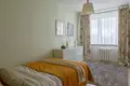 Commercial property 79 m² in Warsaw, Poland
