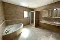 Haus 5 Schlafzimmer 463 m² Dos Hermanas, Spanien