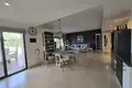 2 bedroom apartment 142 m² Benahavis, Spain