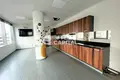 Propiedad comercial 19 habitaciones 2 168 m² en Riga, Letonia