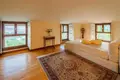 Villa 10 Schlafzimmer 1 600 m² Bergamo, Italien