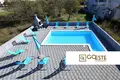 6 room house  Opcina Dezanovac, Croatia