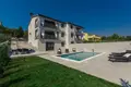 4 bedroom Villa 240 m² Grad Porec, Croatia
