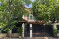 4 room villa 336 m² in Sangkat Phsar Daeum Thkov, Cambodia