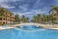 Кондо 2 спальни 1 058 м² West Bay, Гондурас