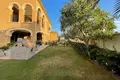 villa de 5 dormitorios 526 m² Abu Dabi, Emiratos Árabes Unidos