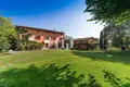 Haus 30 zimmer 1 300 m² Monzambano, Italien