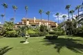 Wohnung 2 Schlafzimmer 359 m² Marbella, Spanien