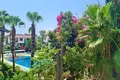 Maison 2 chambres 350 m² Muratpasa, Turquie