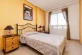 Mieszkanie 2 pokoi 75 m² Torrevieja, Hiszpania